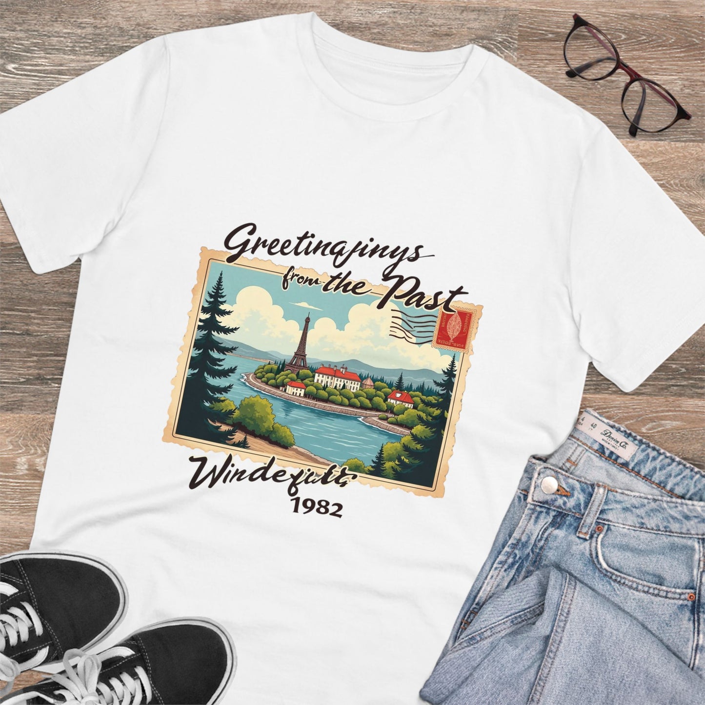 Vintage Wanderlust - Organic T-shirt - Unisex